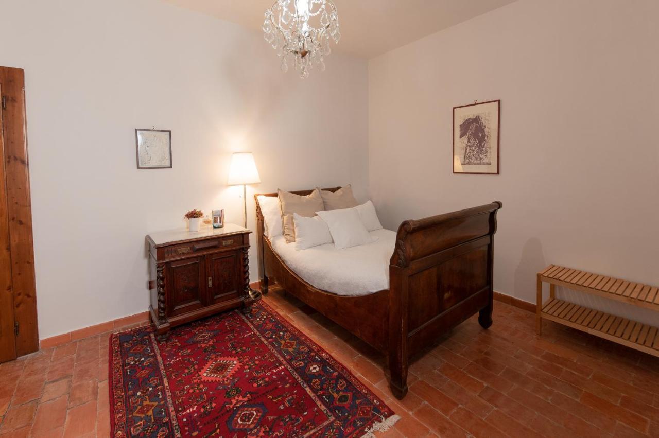 Agriturismo Borgo Di Campagna Il Tesoro Torre Alfina Luaran gambar